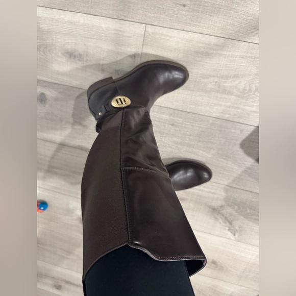 Tommy Hilfiger Boots - Picture 3 of 13